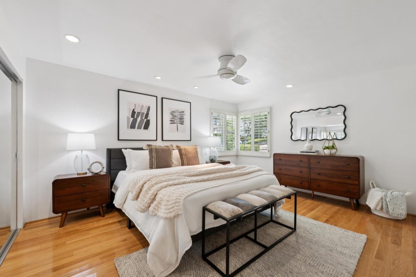 Detail Gallery Image 23 of 43 For 4 Corte Camellia, Millbrae,  CA 94030 - 2 Beds | 1/1 Baths