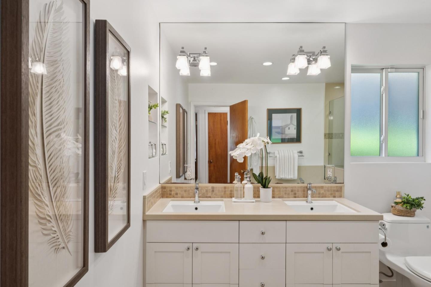 Detail Gallery Image 26 of 43 For 4 Corte Camellia, Millbrae,  CA 94030 - 2 Beds | 1/1 Baths