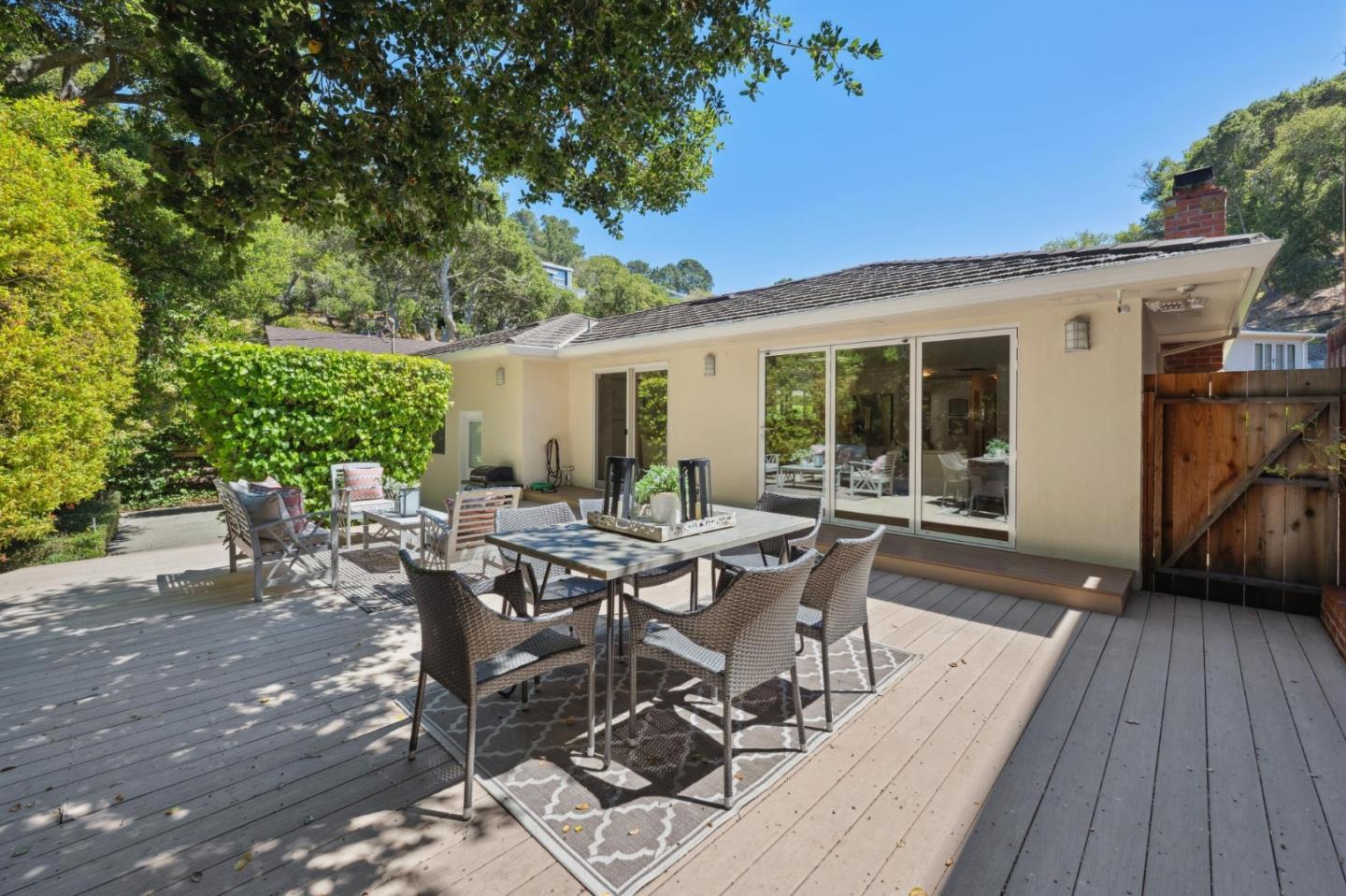 Detail Gallery Image 38 of 43 For 4 Corte Camellia, Millbrae,  CA 94030 - 2 Beds | 1/1 Baths