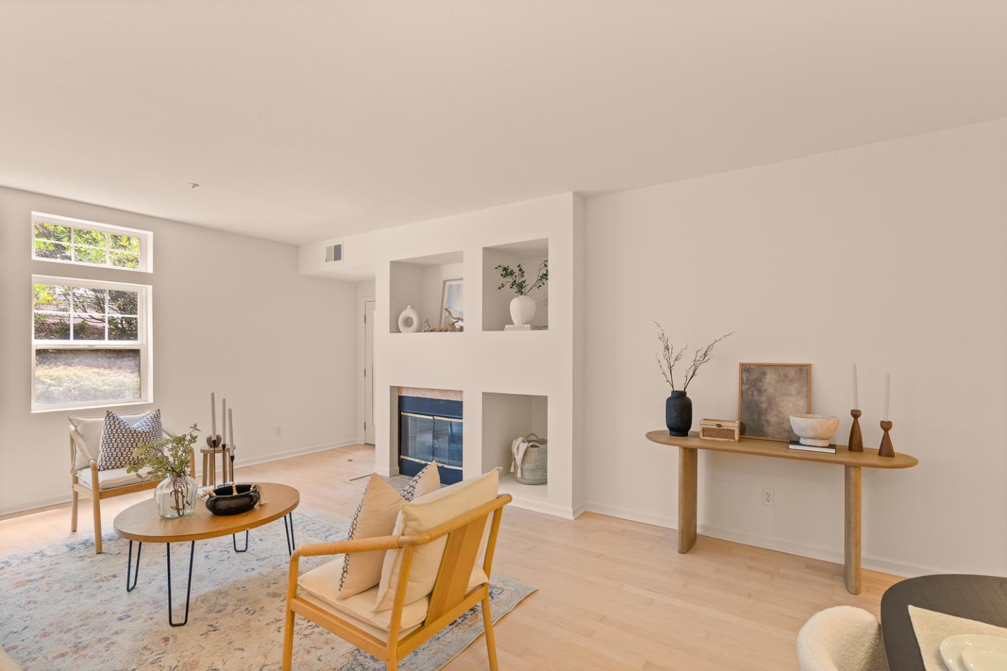 Detail Gallery Image 14 of 50 For 613 Swallowtail Ct, Brisbane,  CA 94005 - 3 Beds | 2 Baths