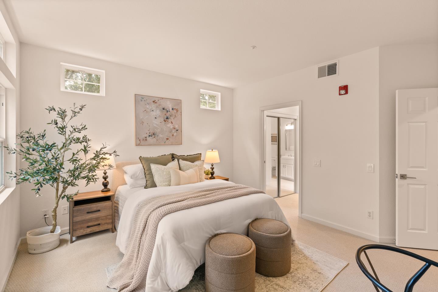 Detail Gallery Image 21 of 50 For 613 Swallowtail Ct, Brisbane,  CA 94005 - 3 Beds | 2 Baths