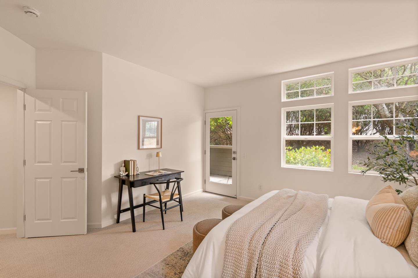 Detail Gallery Image 23 of 50 For 613 Swallowtail Ct, Brisbane,  CA 94005 - 3 Beds | 2 Baths