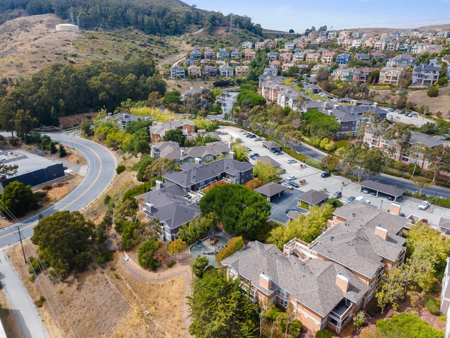 Detail Gallery Image 47 of 50 For 613 Swallowtail Ct, Brisbane,  CA 94005 - 3 Beds | 2 Baths