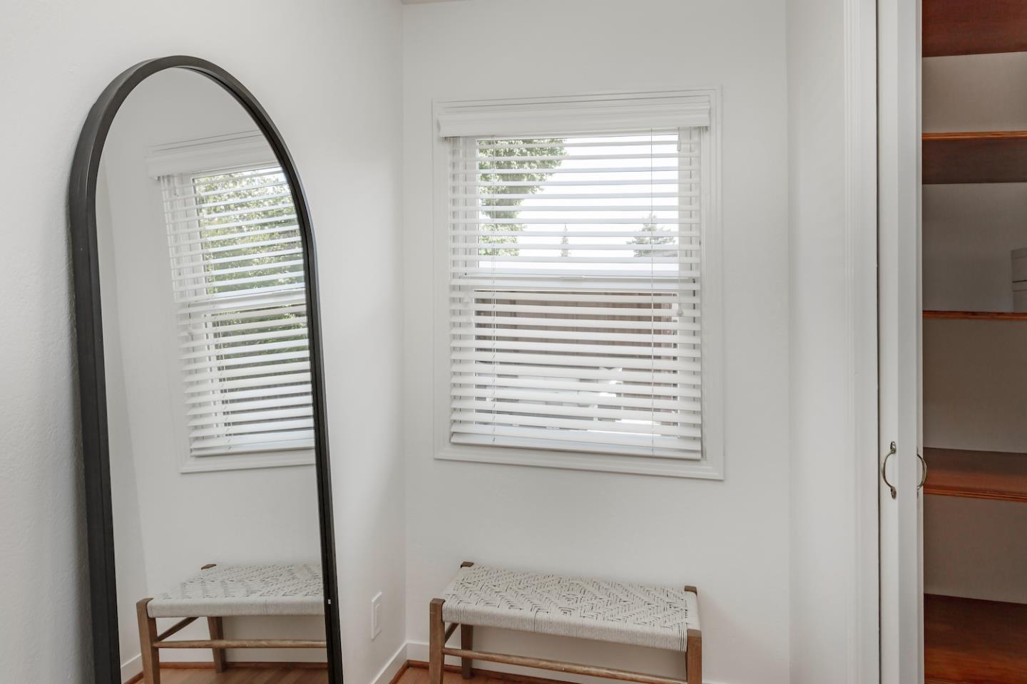 Detail Gallery Image 16 of 28 For 80 Centre St, Mountain View,  CA 94041 - 2 Beds | 1 Baths