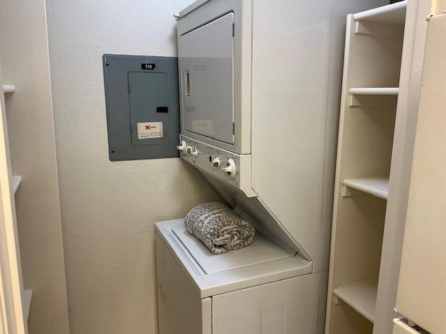 Detail Gallery Image 9 of 24 For 853 Woodside Way #236,  San Mateo,  CA 94401 - 1 Beds | 1 Baths
