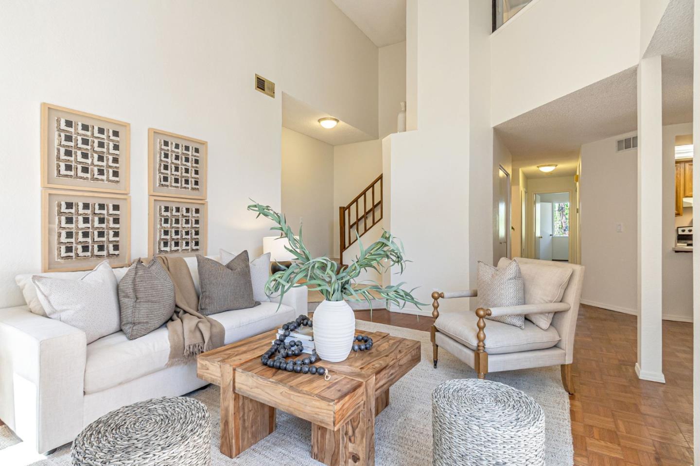 Detail Gallery Image 11 of 62 For 5386 Borneo Cir, San Jose,  CA 95123 - 3 Beds | 2 Baths