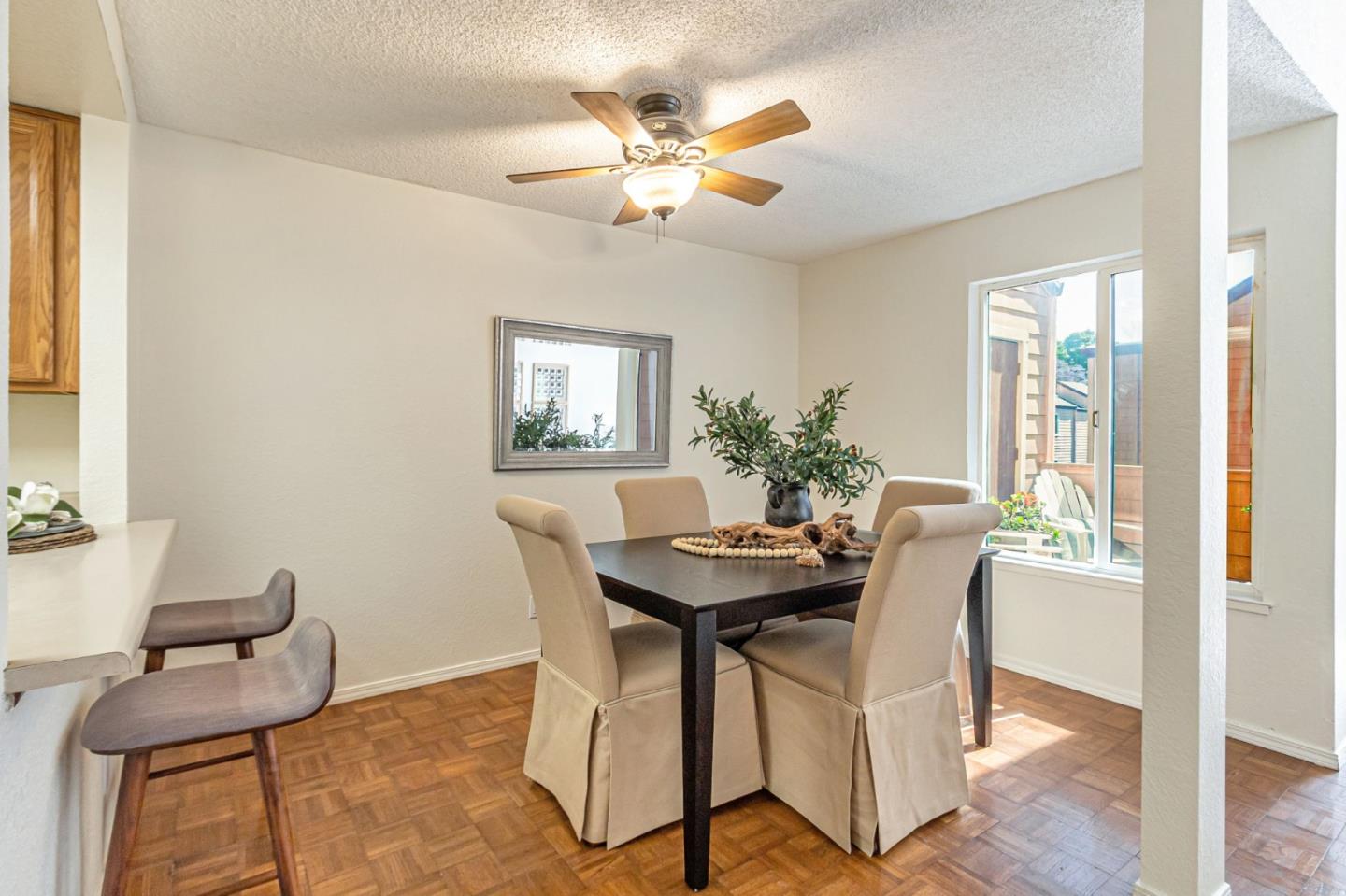 Detail Gallery Image 20 of 62 For 5386 Borneo Cir, San Jose,  CA 95123 - 3 Beds | 2 Baths