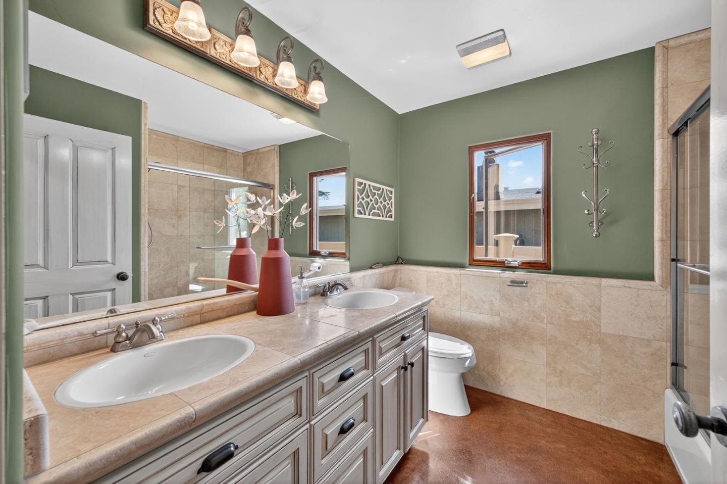 Detail Gallery Image 24 of 65 For 329 Los Altos Dr, Aptos,  CA 95003 - 3 Beds | 2 Baths