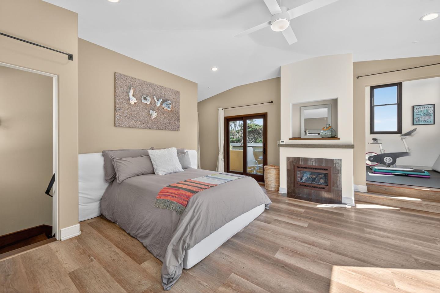 Detail Gallery Image 35 of 65 For 329 Los Altos Dr, Aptos,  CA 95003 - 3 Beds | 2 Baths