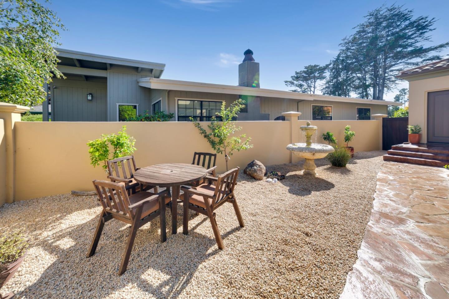 Detail Gallery Image 7 of 65 For 329 Los Altos Dr, Aptos,  CA 95003 - 3 Beds | 2 Baths
