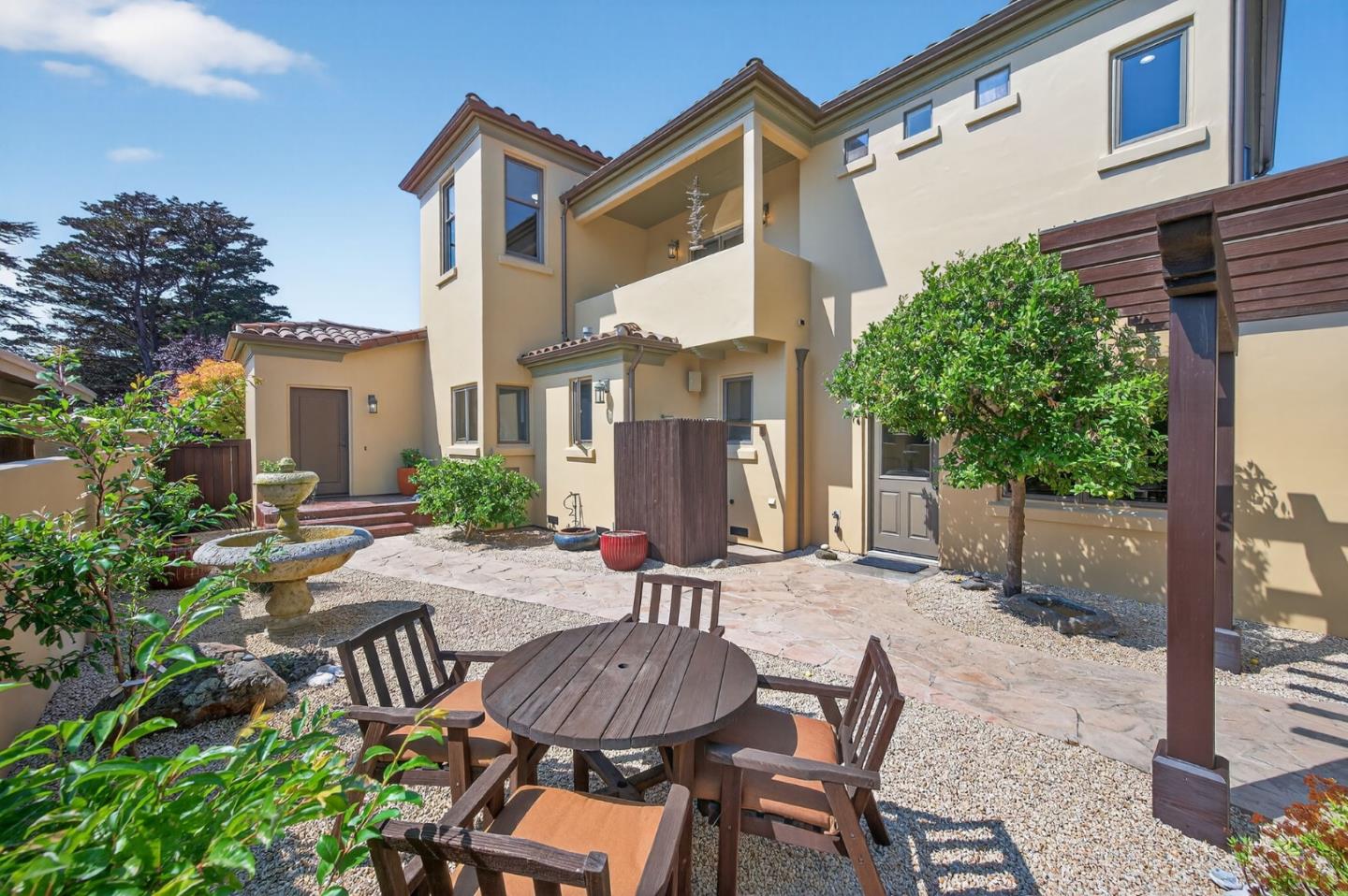 Detail Gallery Image 8 of 65 For 329 Los Altos Dr, Aptos,  CA 95003 - 3 Beds | 2 Baths