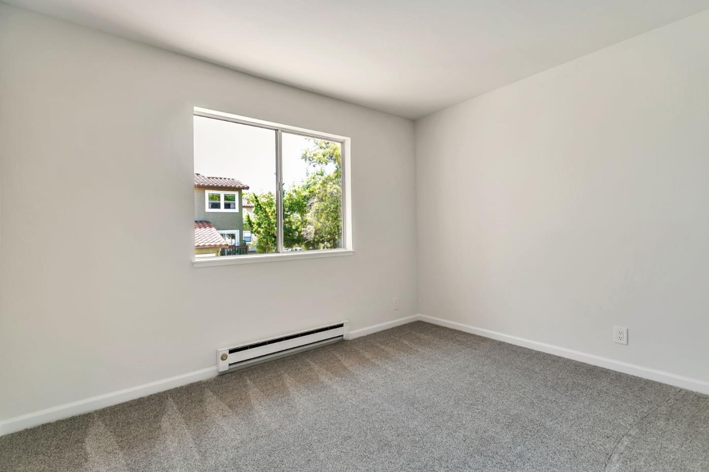 Detail Gallery Image 20 of 39 For 476 N Winchester Blvd #103,  Santa Clara,  CA 95050 - 3 Beds | 2/1 Baths