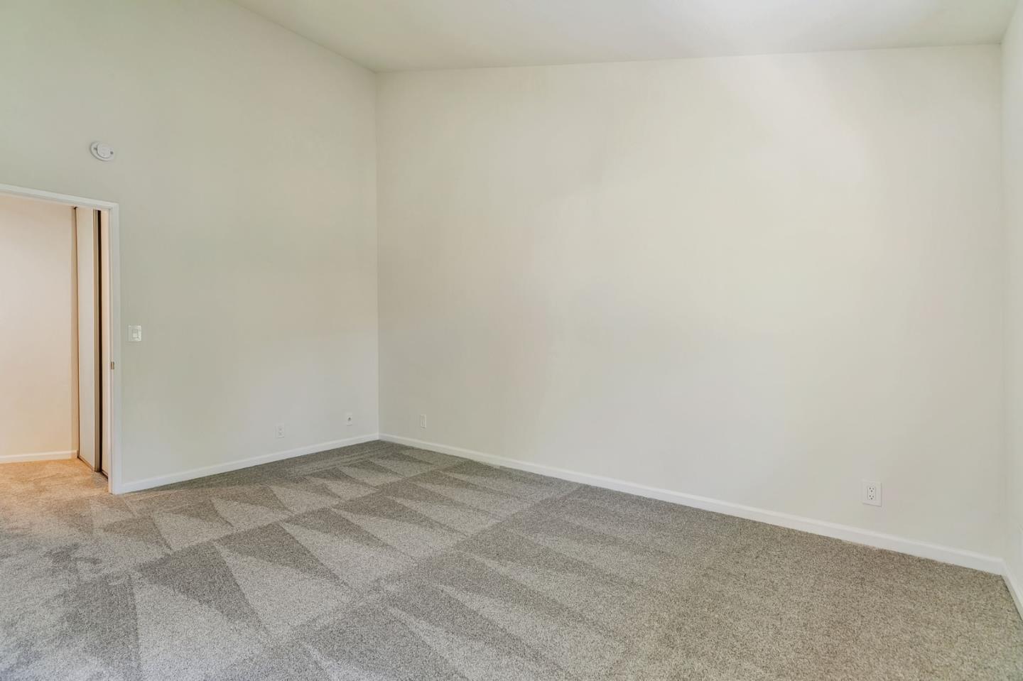 Detail Gallery Image 25 of 39 For 476 N Winchester Blvd #103,  Santa Clara,  CA 95050 - 3 Beds | 2/1 Baths