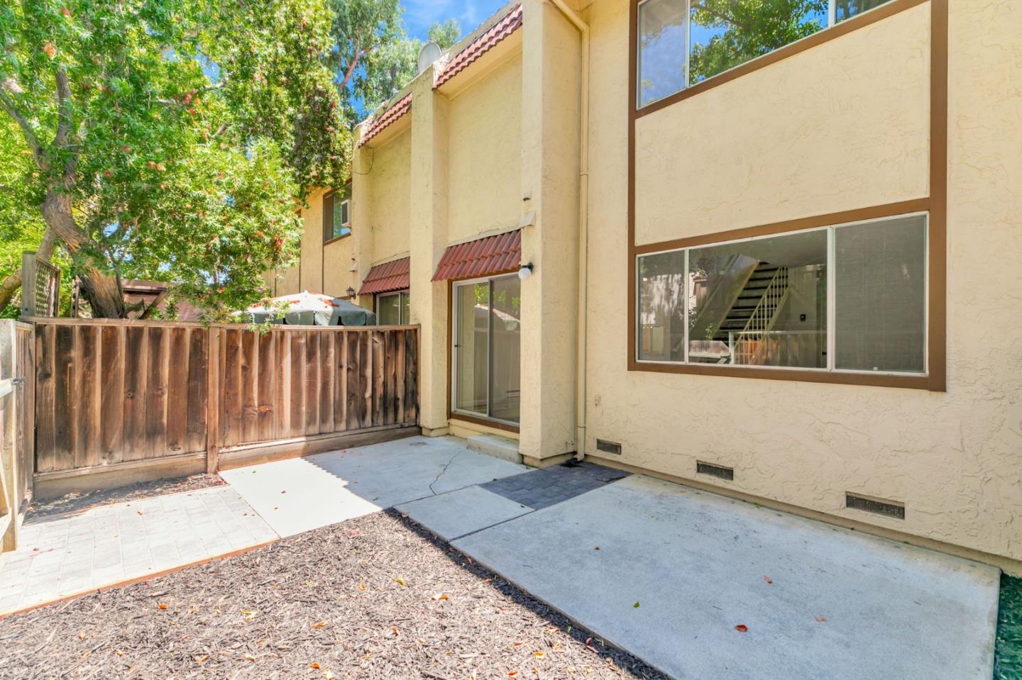 Detail Gallery Image 36 of 39 For 476 N Winchester Blvd #103,  Santa Clara,  CA 95050 - 3 Beds | 2/1 Baths