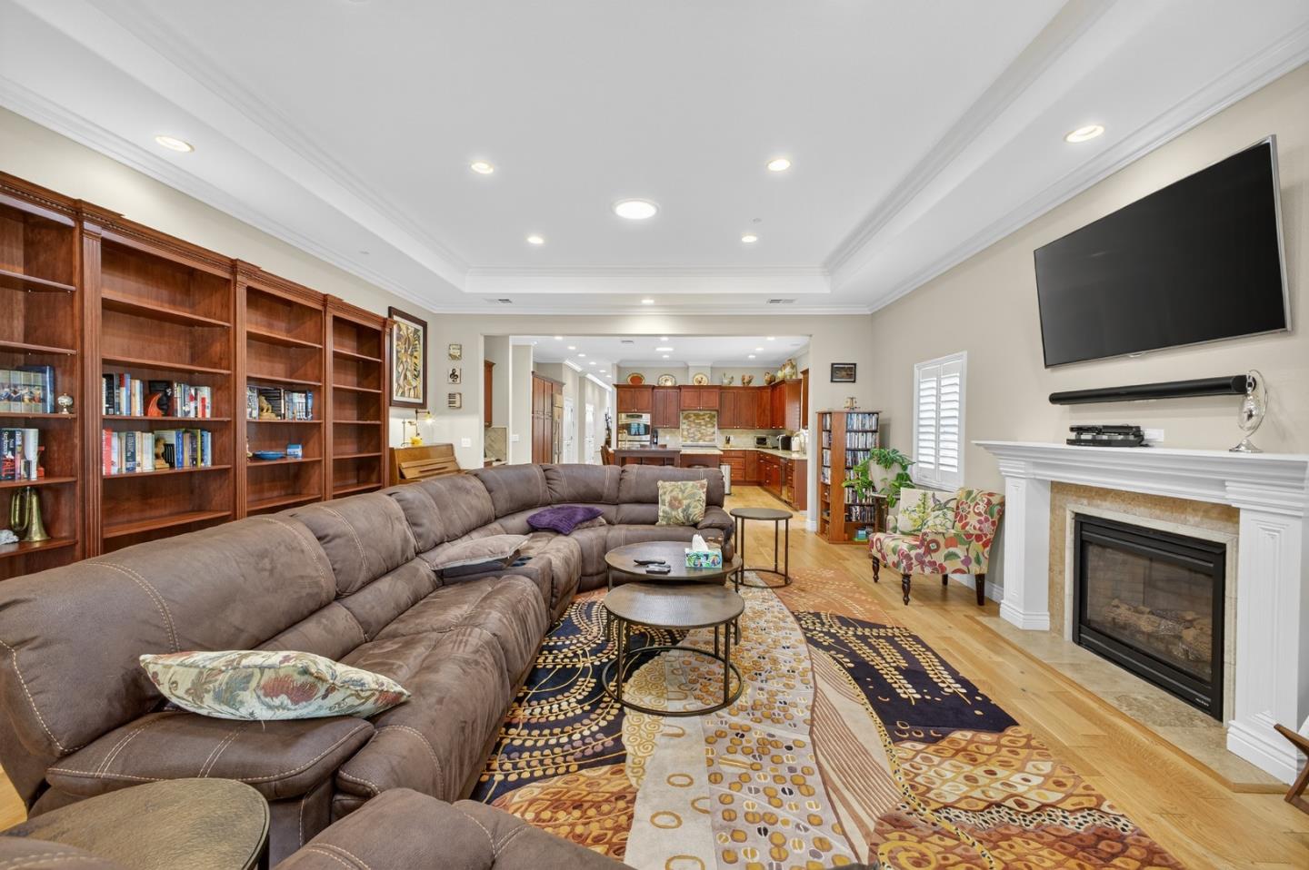 Detail Gallery Image 16 of 54 For 1668 Dolores Dr, San Jose,  CA 95125 - 5 Beds | 5/1 Baths