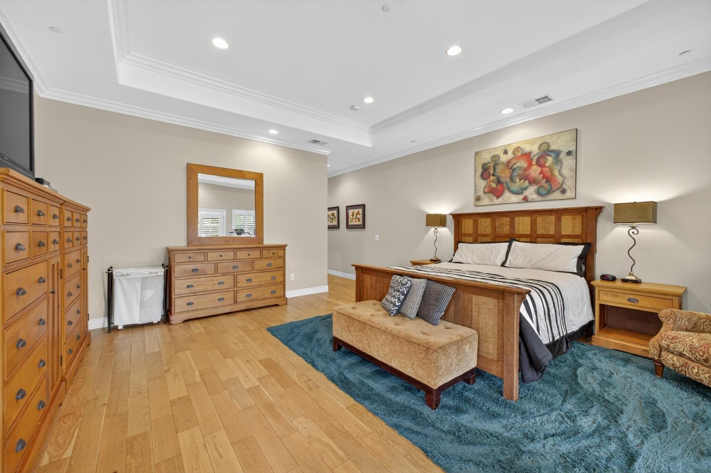 Detail Gallery Image 19 of 54 For 1668 Dolores Dr, San Jose,  CA 95125 - 5 Beds | 5/1 Baths