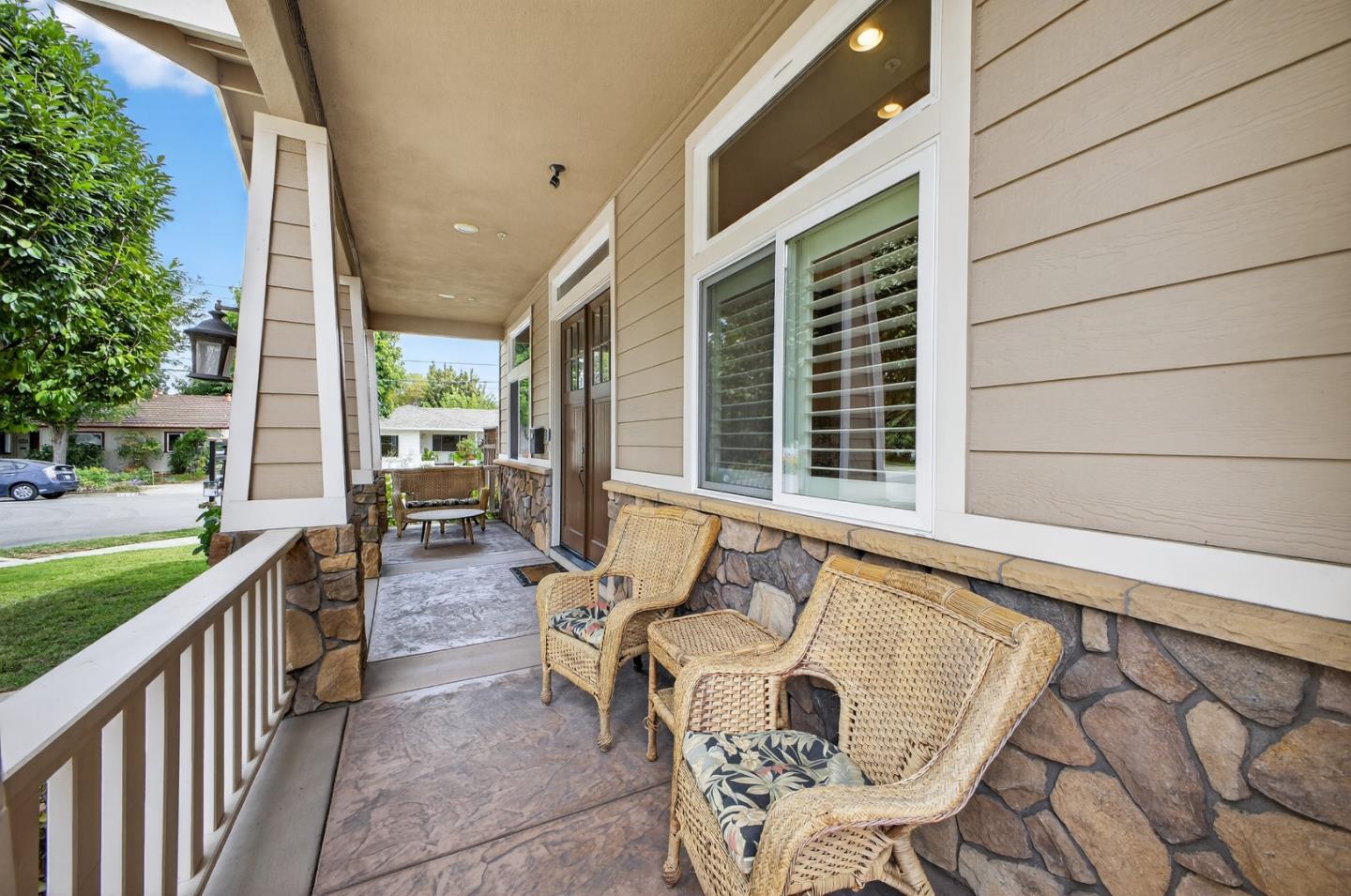 Detail Gallery Image 3 of 54 For 1668 Dolores Dr, San Jose,  CA 95125 - 5 Beds | 5/1 Baths