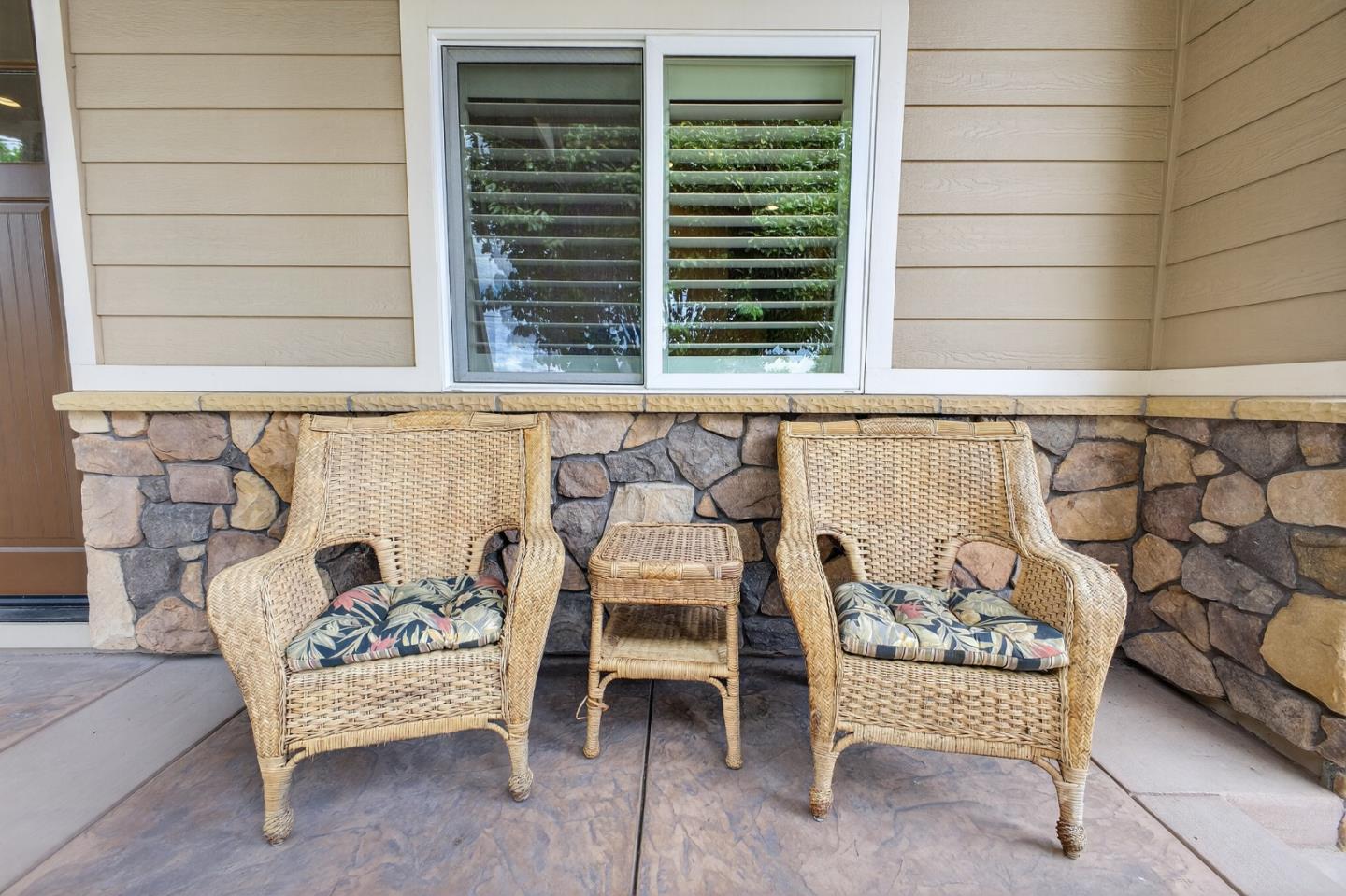 Detail Gallery Image 4 of 54 For 1668 Dolores Dr, San Jose,  CA 95125 - 5 Beds | 5/1 Baths