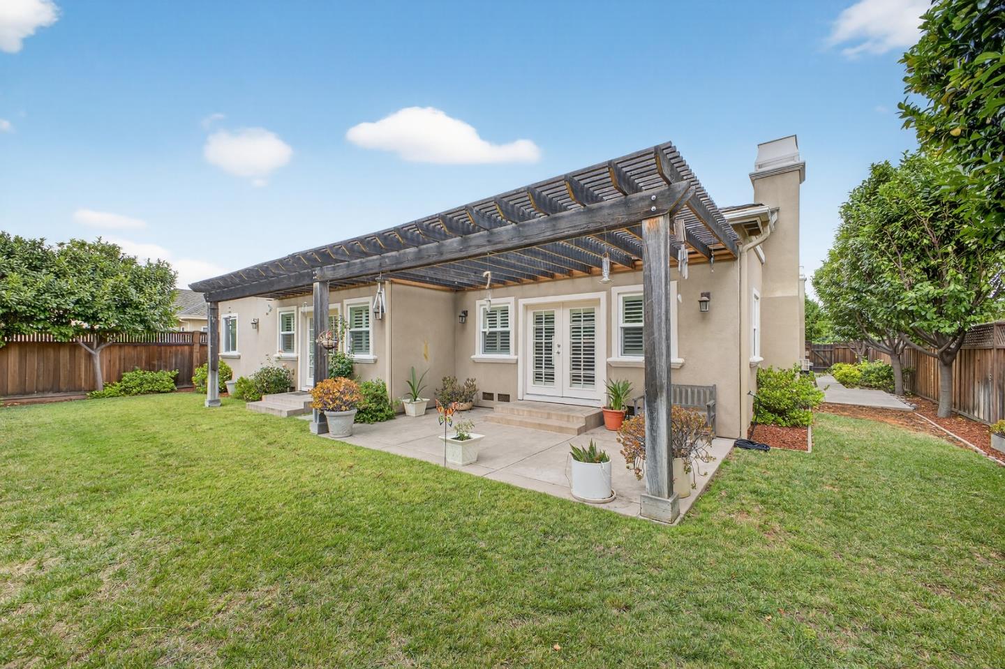 Detail Gallery Image 47 of 54 For 1668 Dolores Dr, San Jose,  CA 95125 - 5 Beds | 5/1 Baths