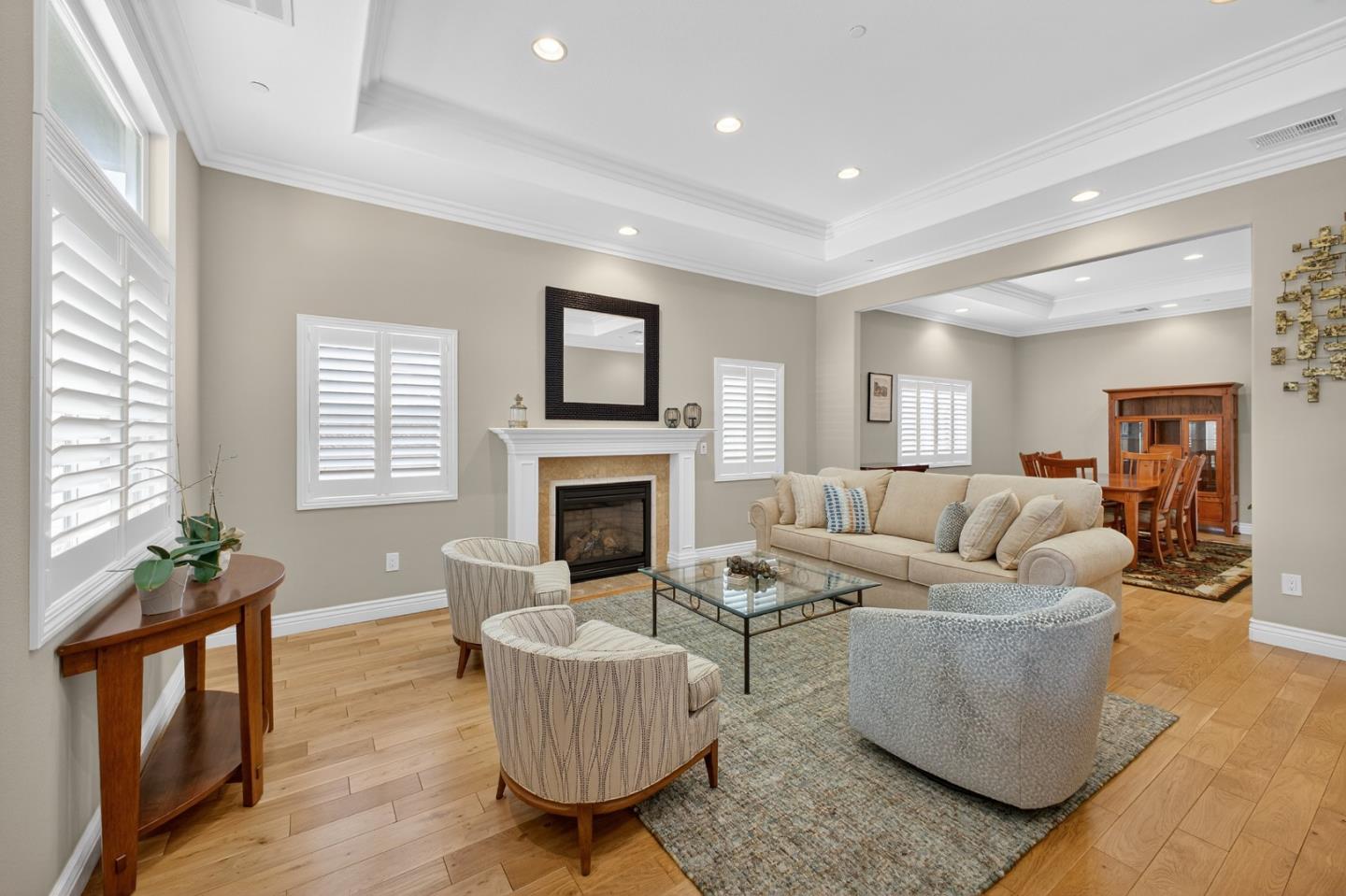 Detail Gallery Image 7 of 54 For 1668 Dolores Dr, San Jose,  CA 95125 - 5 Beds | 5/1 Baths