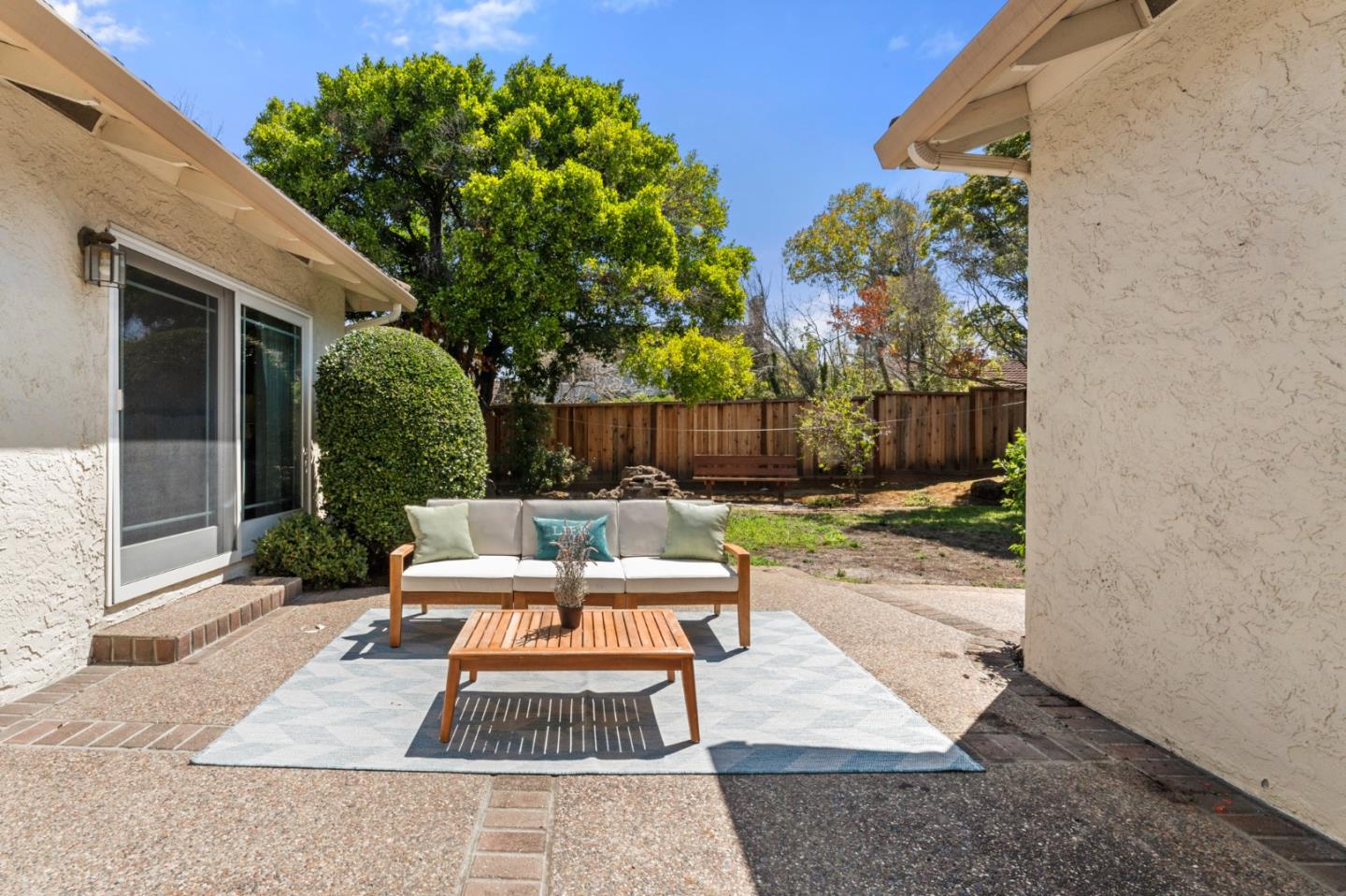 Detail Gallery Image 19 of 26 For 11108 Sutherland Ave, Cupertino,  CA 95014 - 4 Beds | 2/1 Baths