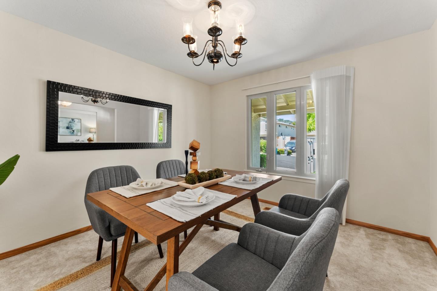 Detail Gallery Image 23 of 26 For 11108 Sutherland Ave, Cupertino,  CA 95014 - 4 Beds | 2/1 Baths