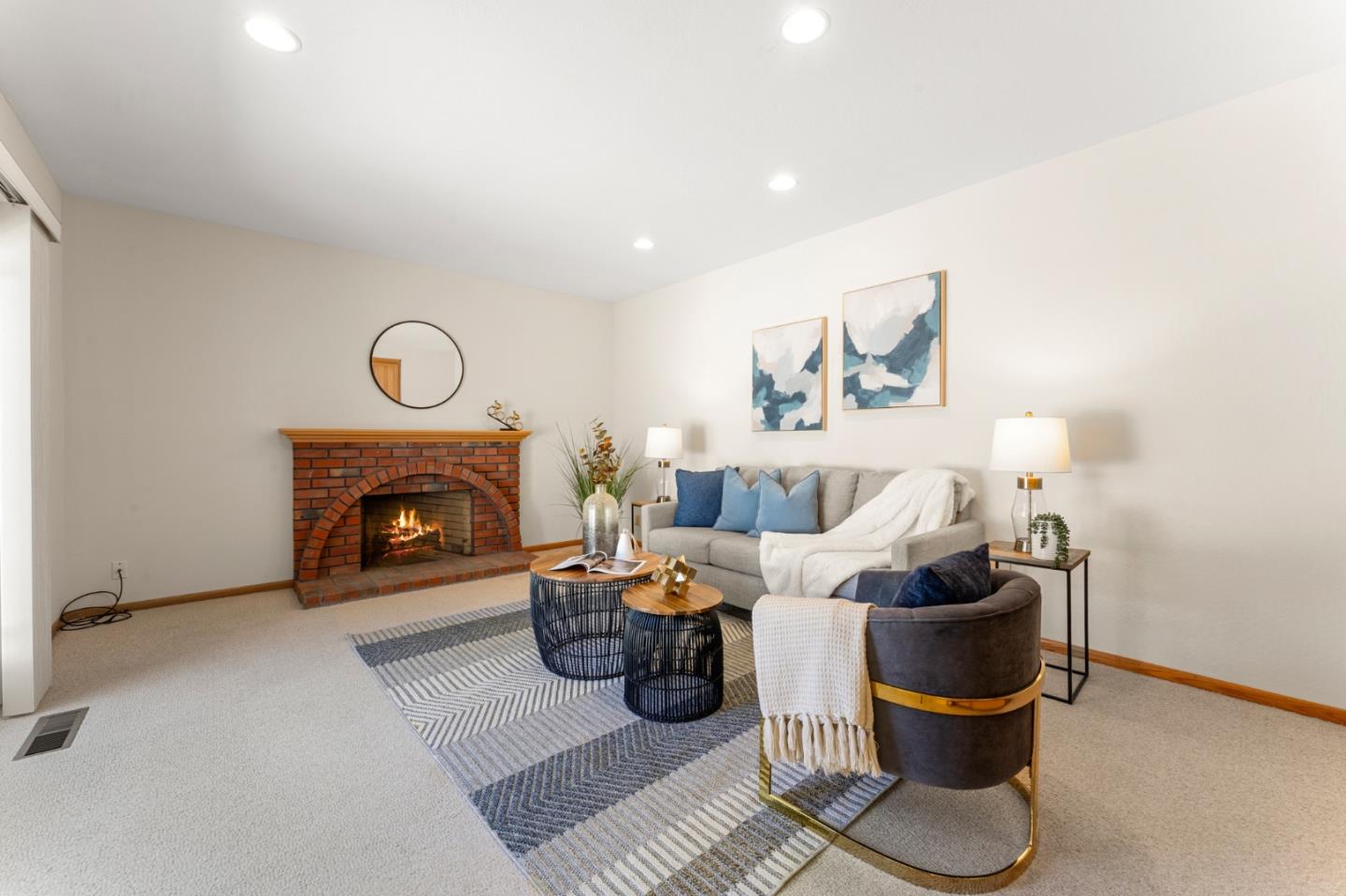 Detail Gallery Image 4 of 26 For 11108 Sutherland Ave, Cupertino,  CA 95014 - 4 Beds | 2/1 Baths