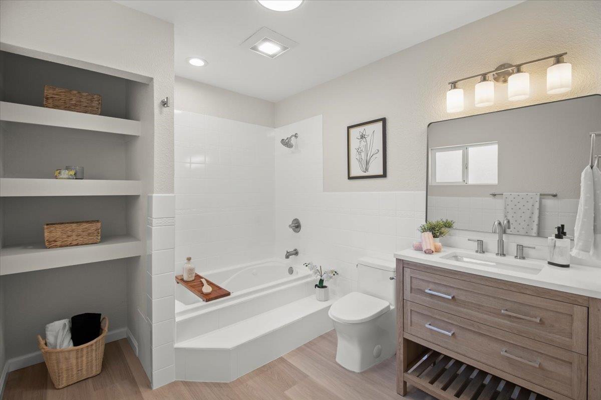 Detail Gallery Image 24 of 52 For 586 Burgoyne St, Mountain View,  CA 94043 - 4 Beds | 4 Baths