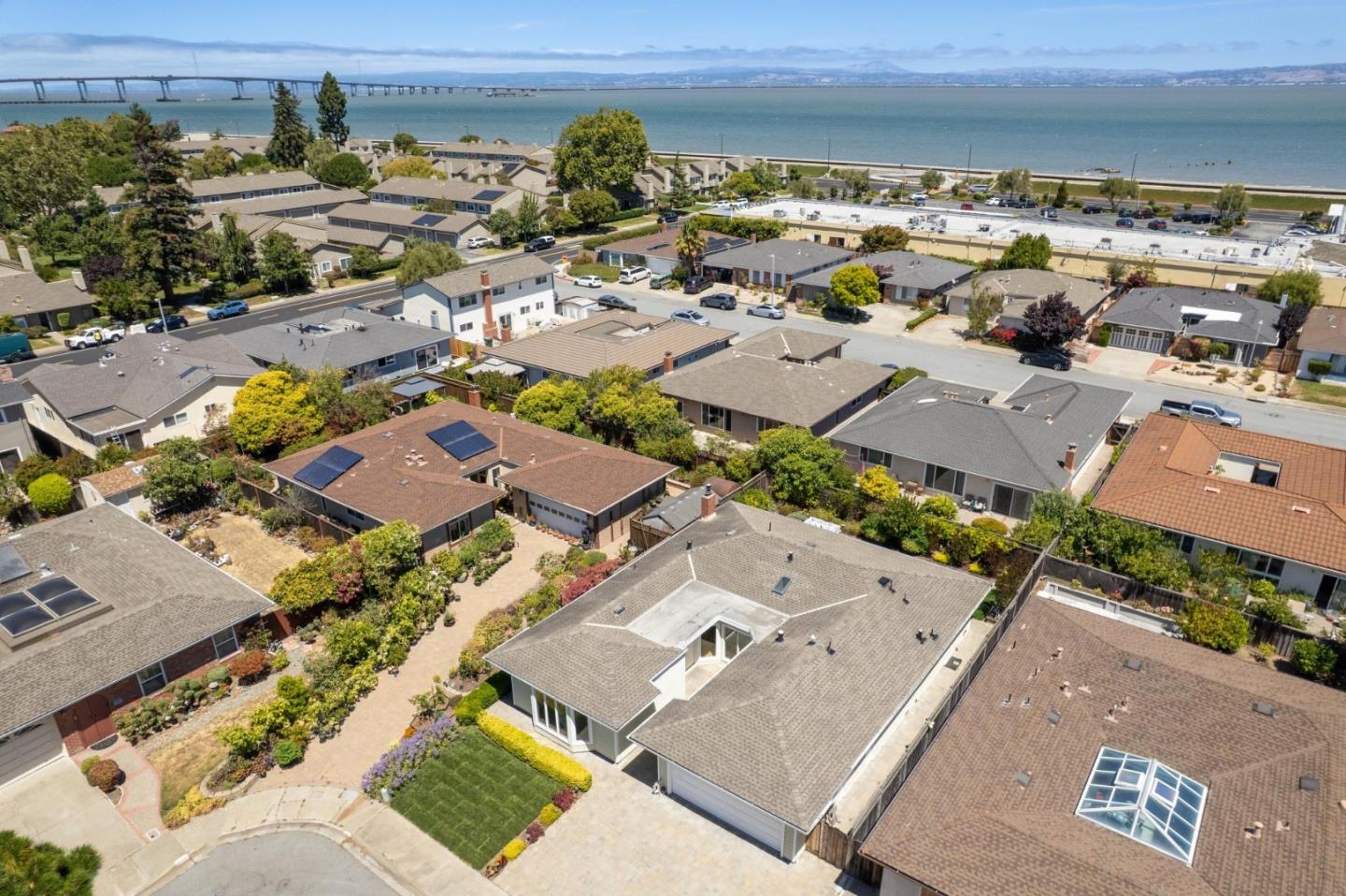 Detail Gallery Image 4 of 86 For 372 Bluefish Ct, Foster City,  CA 94404 - 3 Beds | 2 Baths