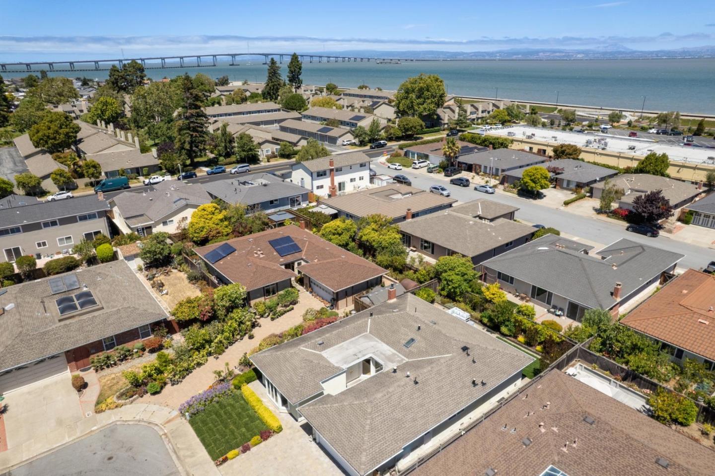 Detail Gallery Image 5 of 86 For 372 Bluefish Ct, Foster City,  CA 94404 - 3 Beds | 2 Baths