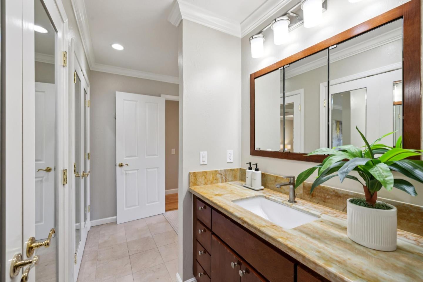 Detail Gallery Image 67 of 86 For 372 Bluefish Ct, Foster City,  CA 94404 - 3 Beds | 2 Baths