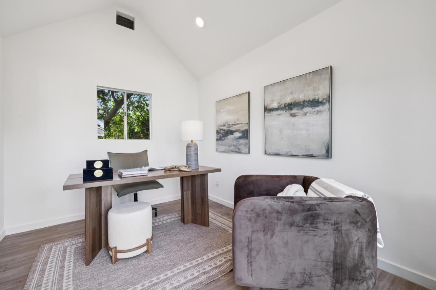 Detail Gallery Image 26 of 38 For 2611 Carson St, Redwood City,  CA 94061 - 3 Beds | 2 Baths
