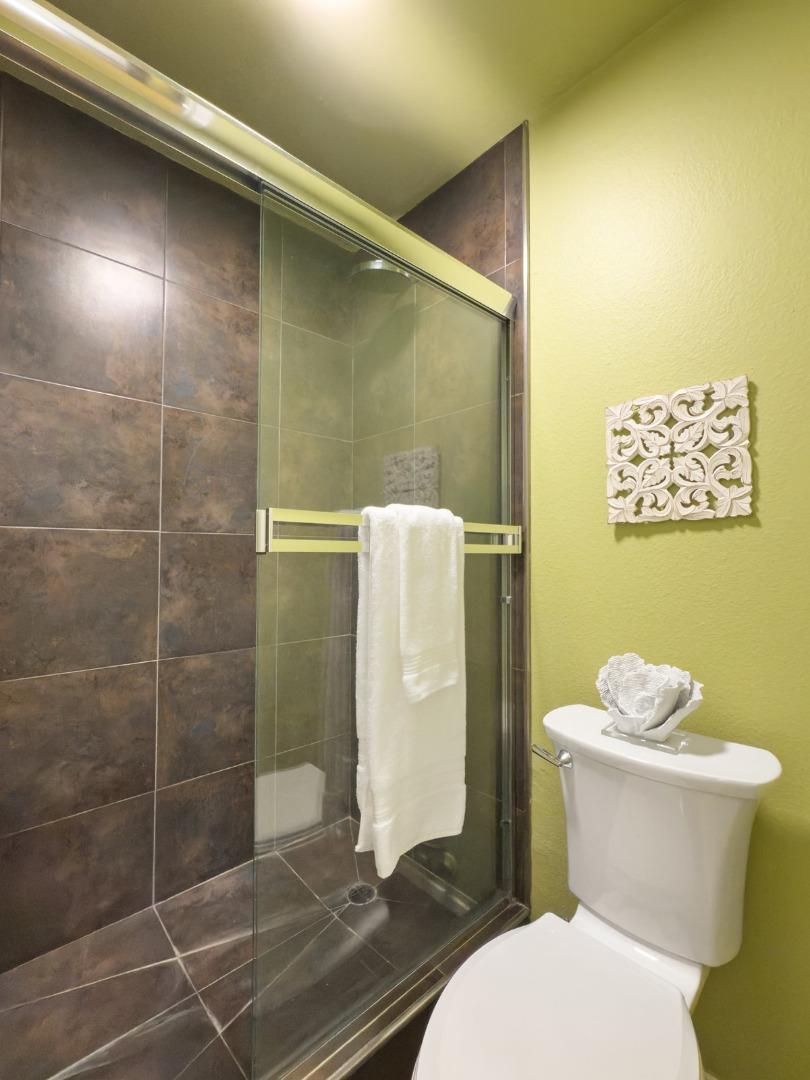 Detail Gallery Image 8 of 29 For 8124 Shelter Creek Ln, San Bruno,  CA 94066 - 0 Beds | 1 Baths