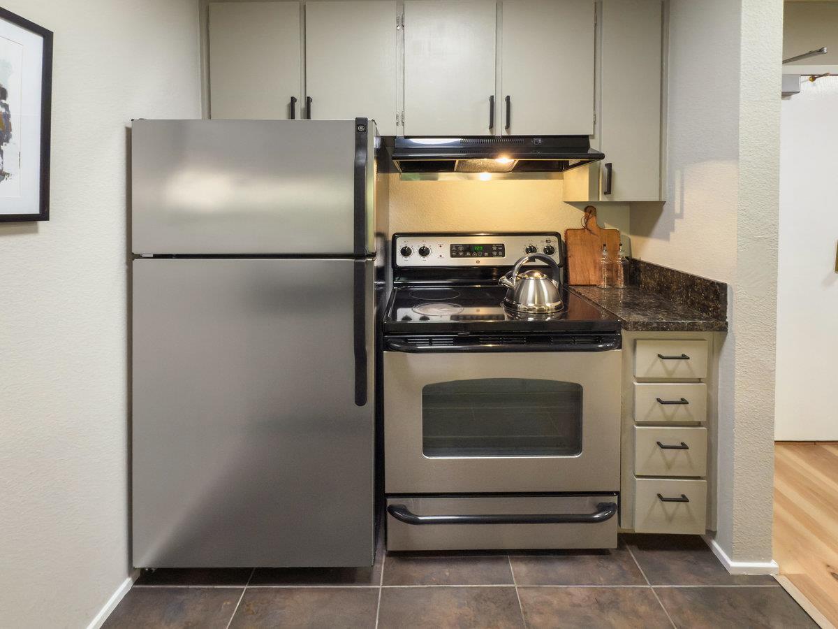 Detail Gallery Image 9 of 29 For 8124 Shelter Creek Ln, San Bruno,  CA 94066 - 0 Beds | 1 Baths