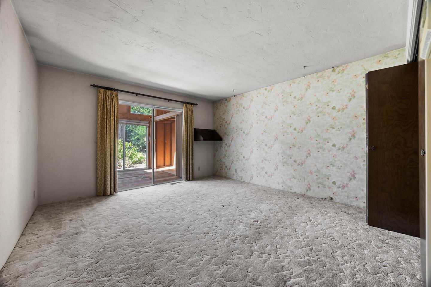 Detail Gallery Image 14 of 26 For 14 Nevada St, Redwood City,  CA 94062 - 2 Beds | 2 Baths