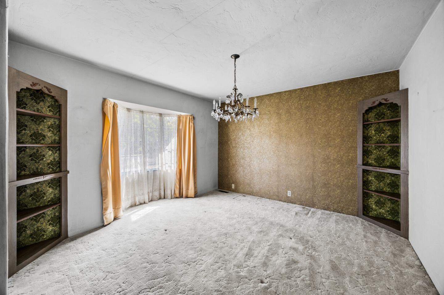 Detail Gallery Image 6 of 26 For 14 Nevada St, Redwood City,  CA 94062 - 2 Beds | 2 Baths