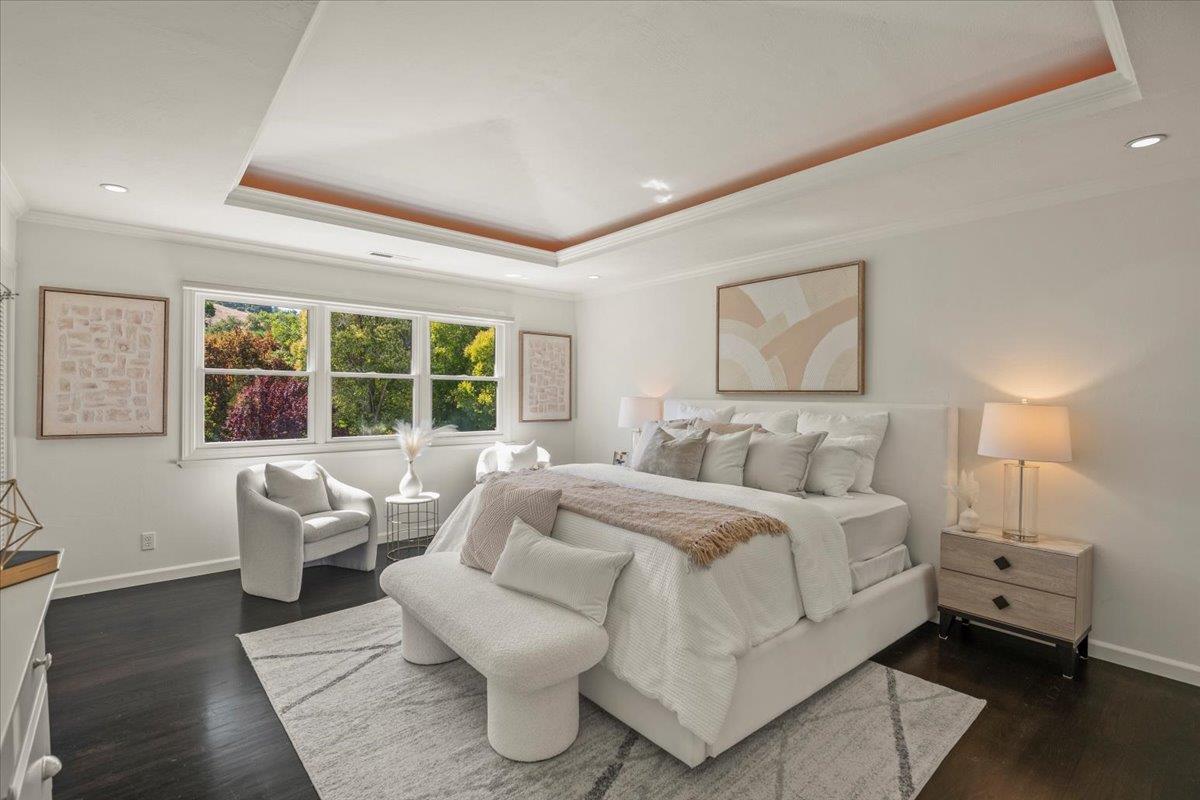 Detail Gallery Image 28 of 66 For 14228 Amherst Ct, Los Altos Hills,  CA 94022 - 5 Beds | 4 Baths