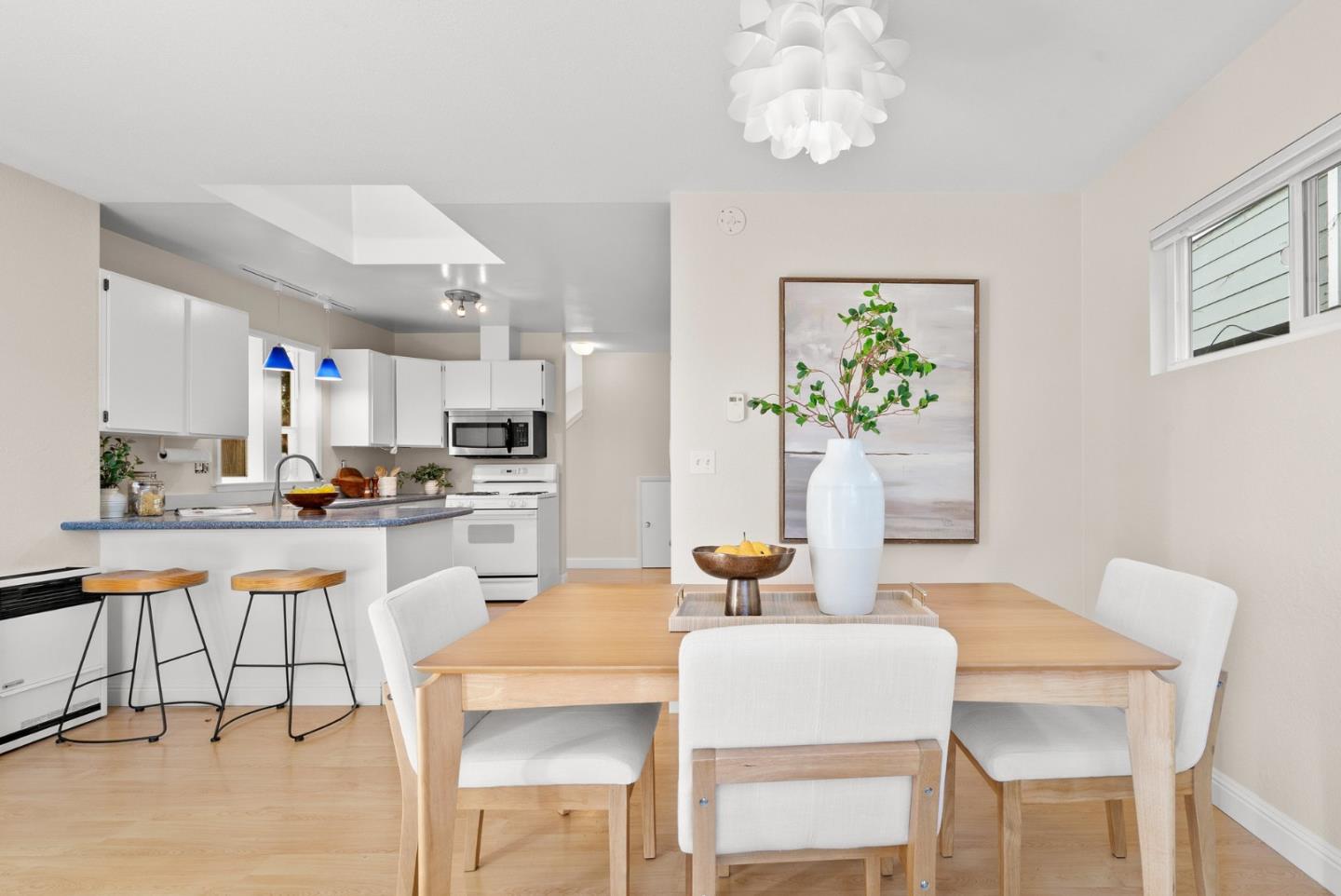 Detail Gallery Image 20 of 55 For 141 Walk Cir, Santa Cruz,  CA 95060 - 2 Beds | 2 Baths