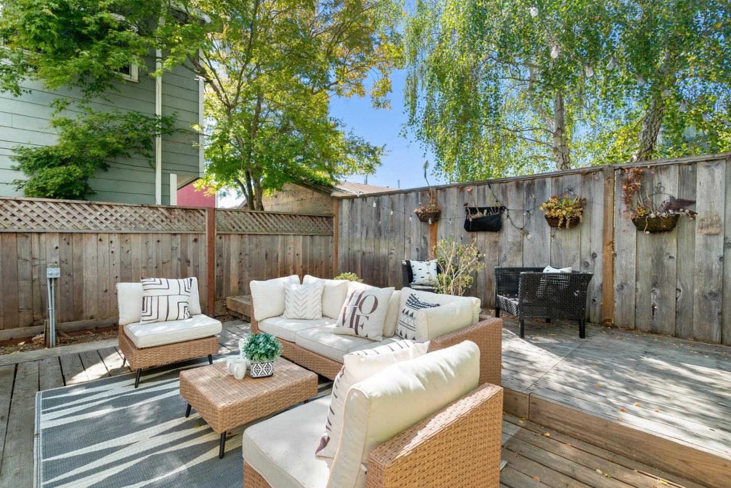 Detail Gallery Image 37 of 55 For 141 Walk Cir, Santa Cruz,  CA 95060 - 2 Beds | 2 Baths