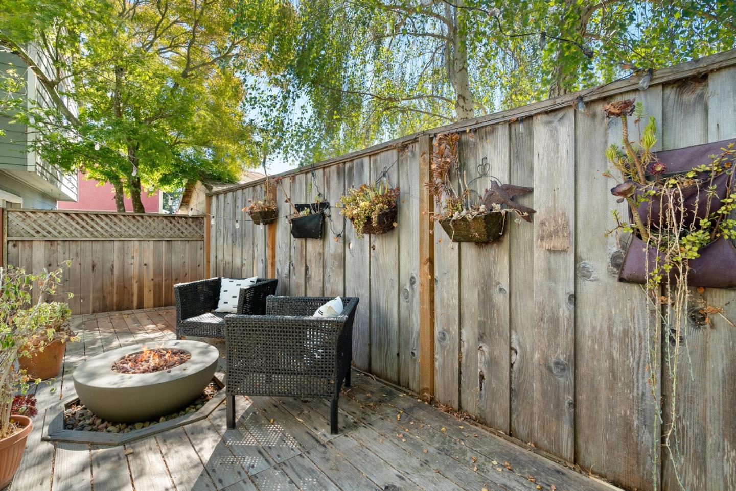 Detail Gallery Image 39 of 55 For 141 Walk Cir, Santa Cruz,  CA 95060 - 2 Beds | 2 Baths