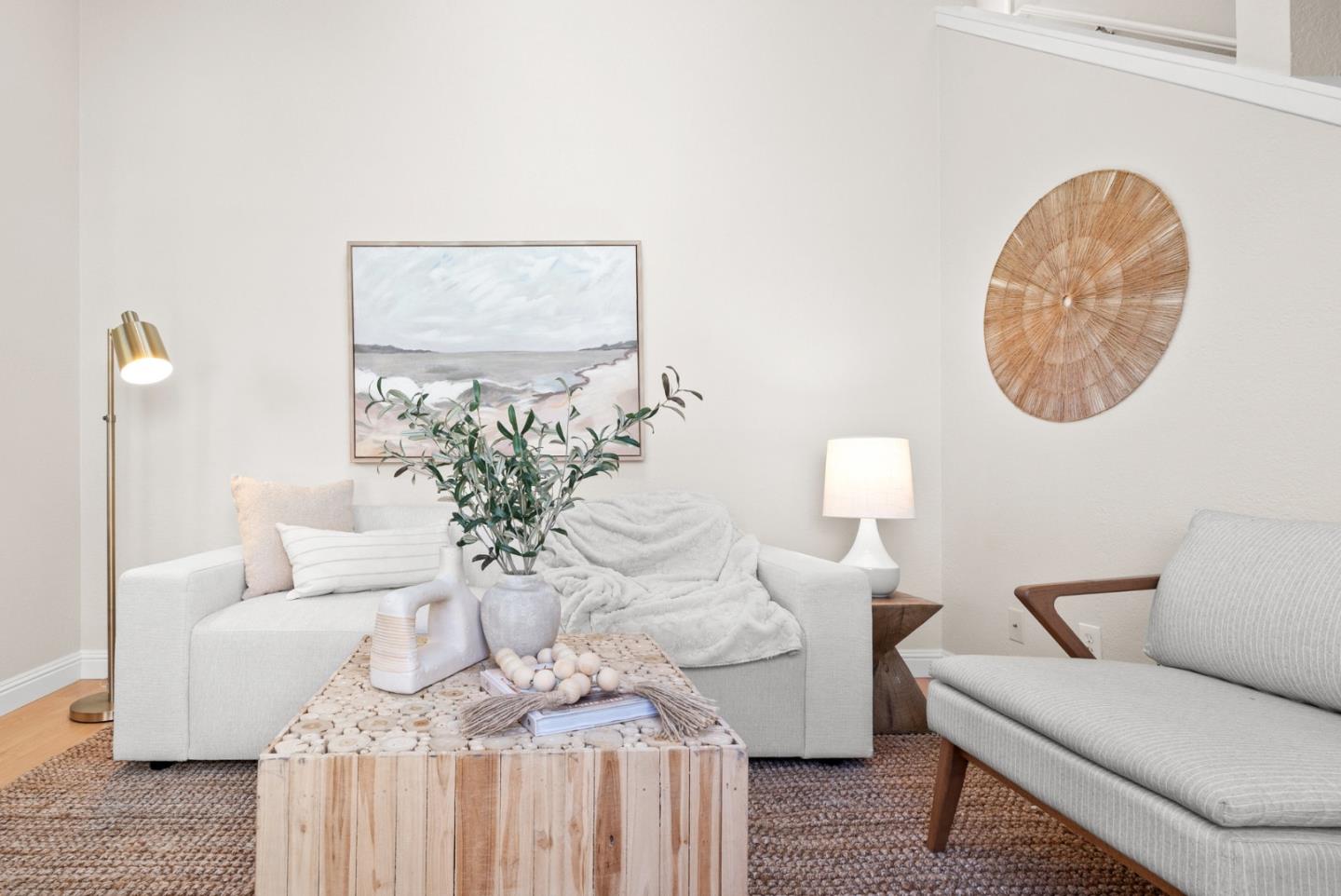 Detail Gallery Image 5 of 55 For 141 Walk Cir, Santa Cruz,  CA 95060 - 2 Beds | 2 Baths