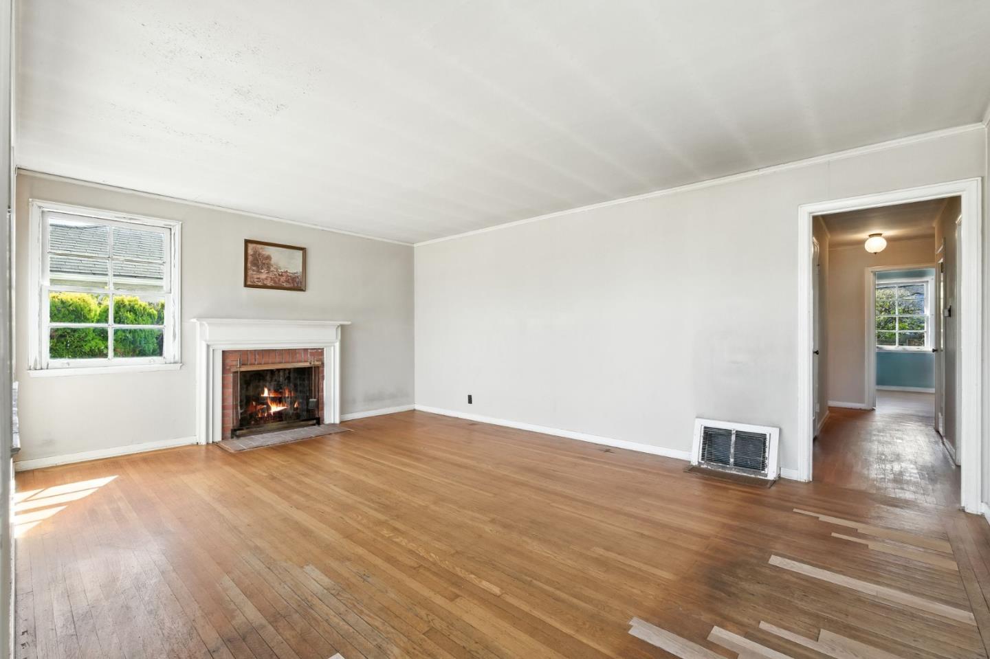 Detail Gallery Image 4 of 31 For 1333 Williams Ave, San Bruno,  CA 94066 - 3 Beds | 1 Baths