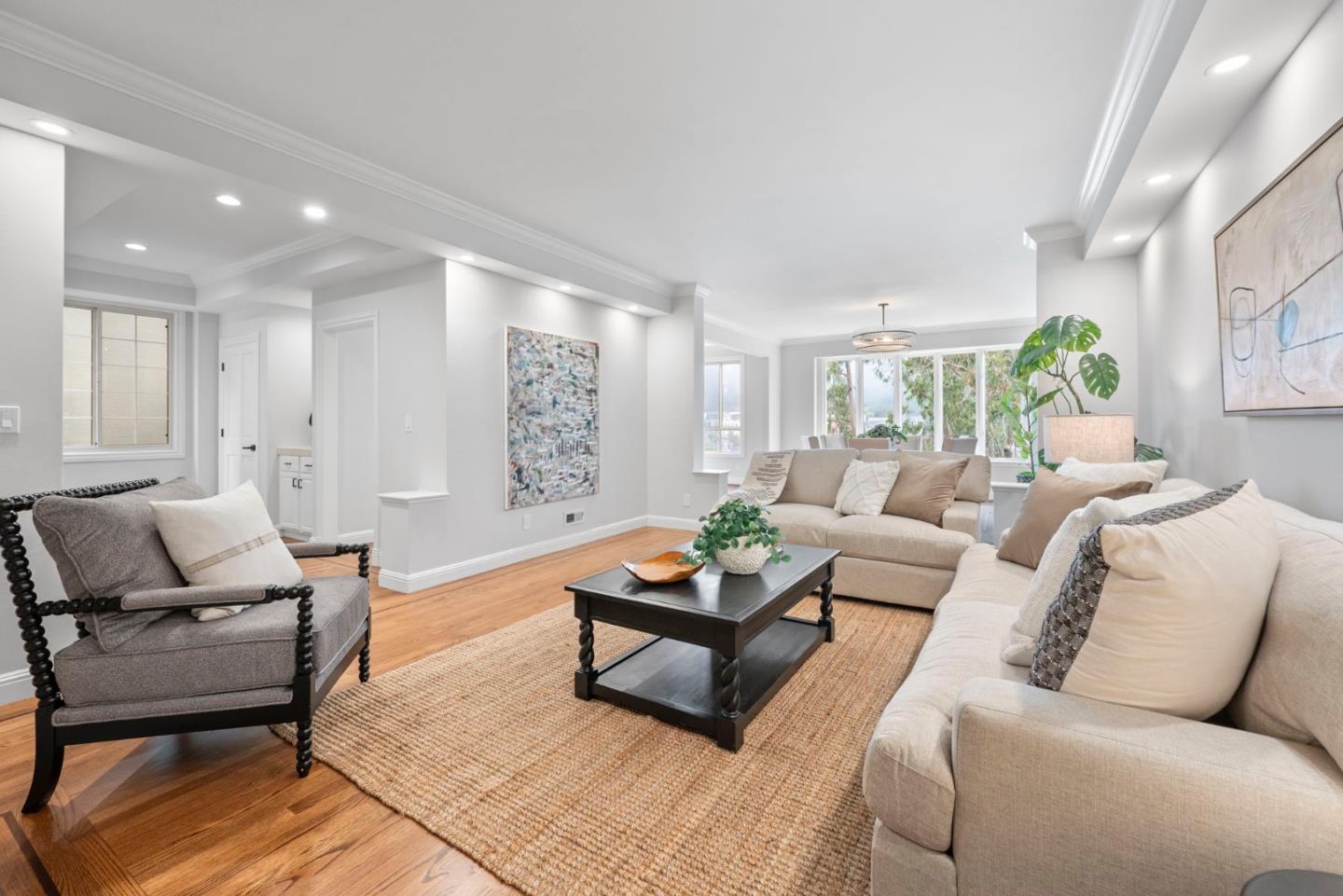 Detail Gallery Image 13 of 85 For 107 Knockash Hl, San Francisco,  CA 94127 - 5 Beds | 4/1 Baths
