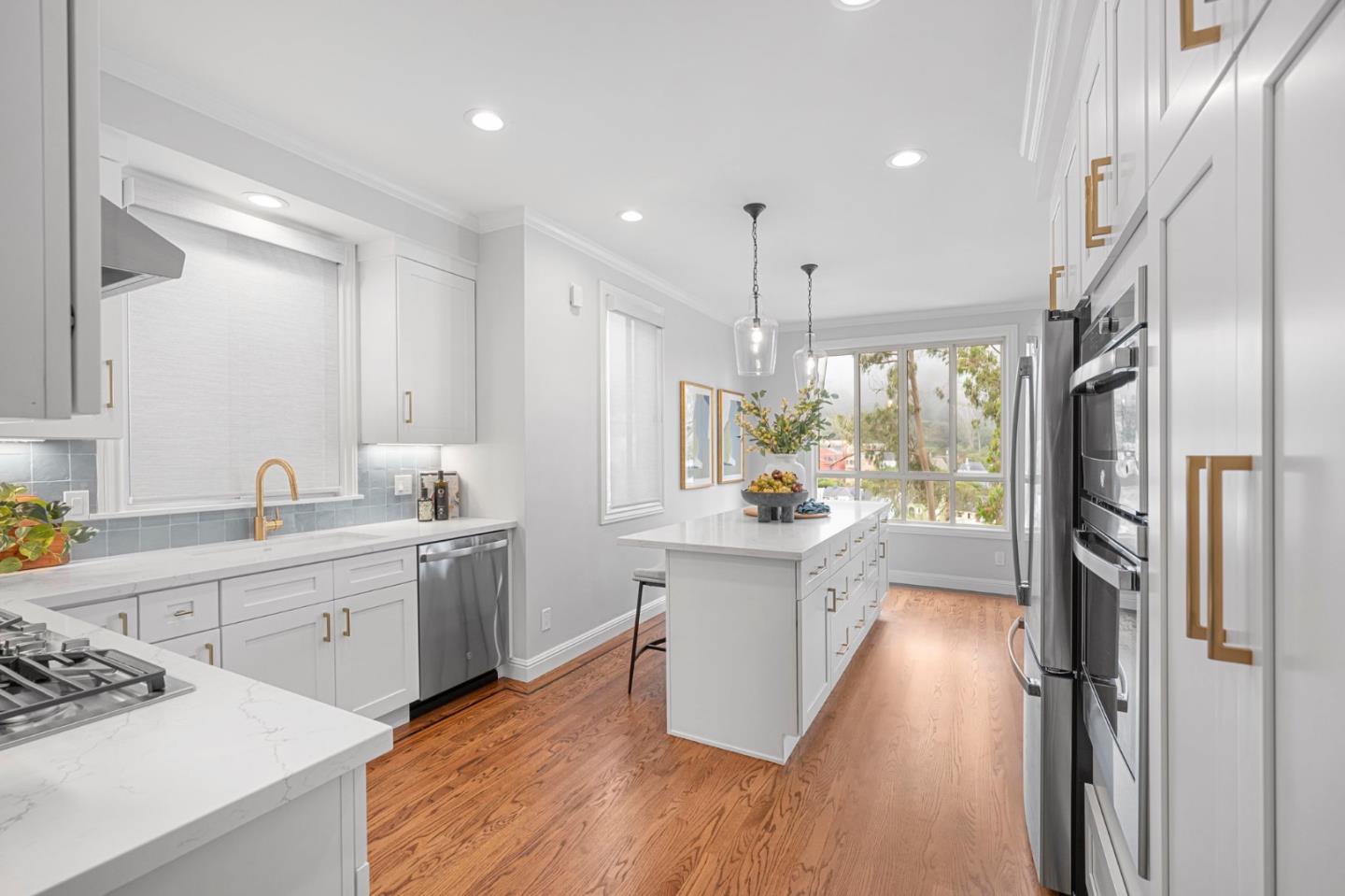Detail Gallery Image 27 of 85 For 107 Knockash Hl, San Francisco,  CA 94127 - 5 Beds | 4/1 Baths