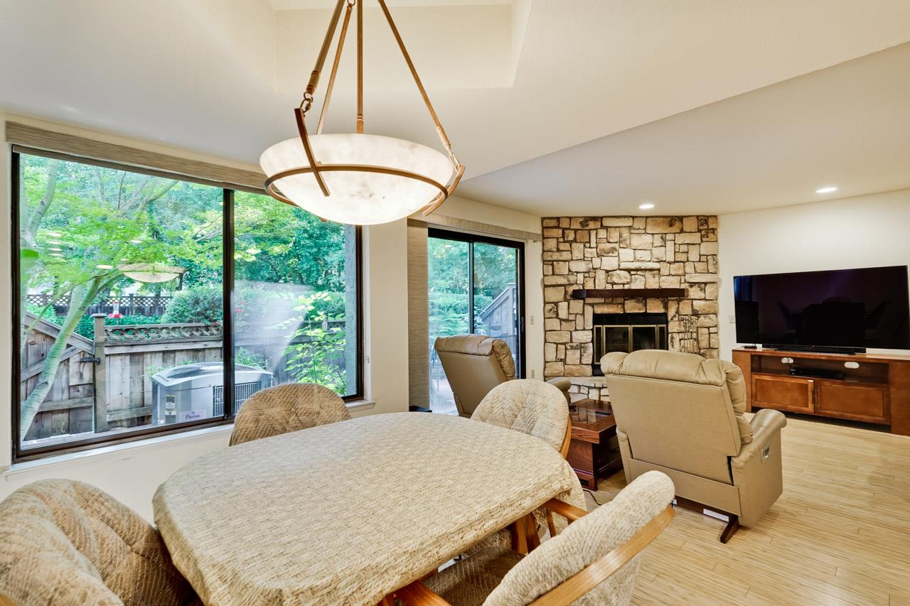 Detail Gallery Image 11 of 28 For 1132 Cherryview Ln, San Jose,  CA 95118 - 3 Beds | 2/1 Baths