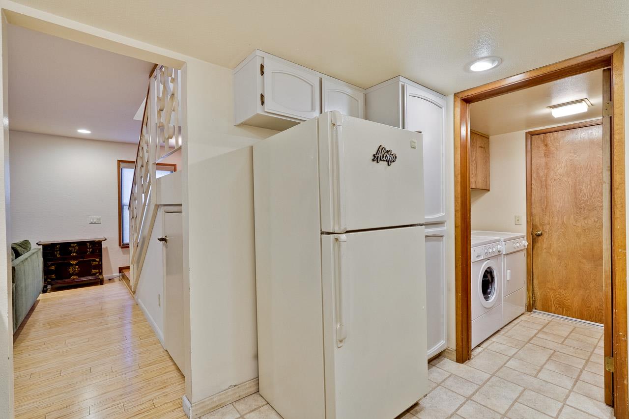 Detail Gallery Image 7 of 28 For 1132 Cherryview Ln, San Jose,  CA 95118 - 3 Beds | 2/1 Baths