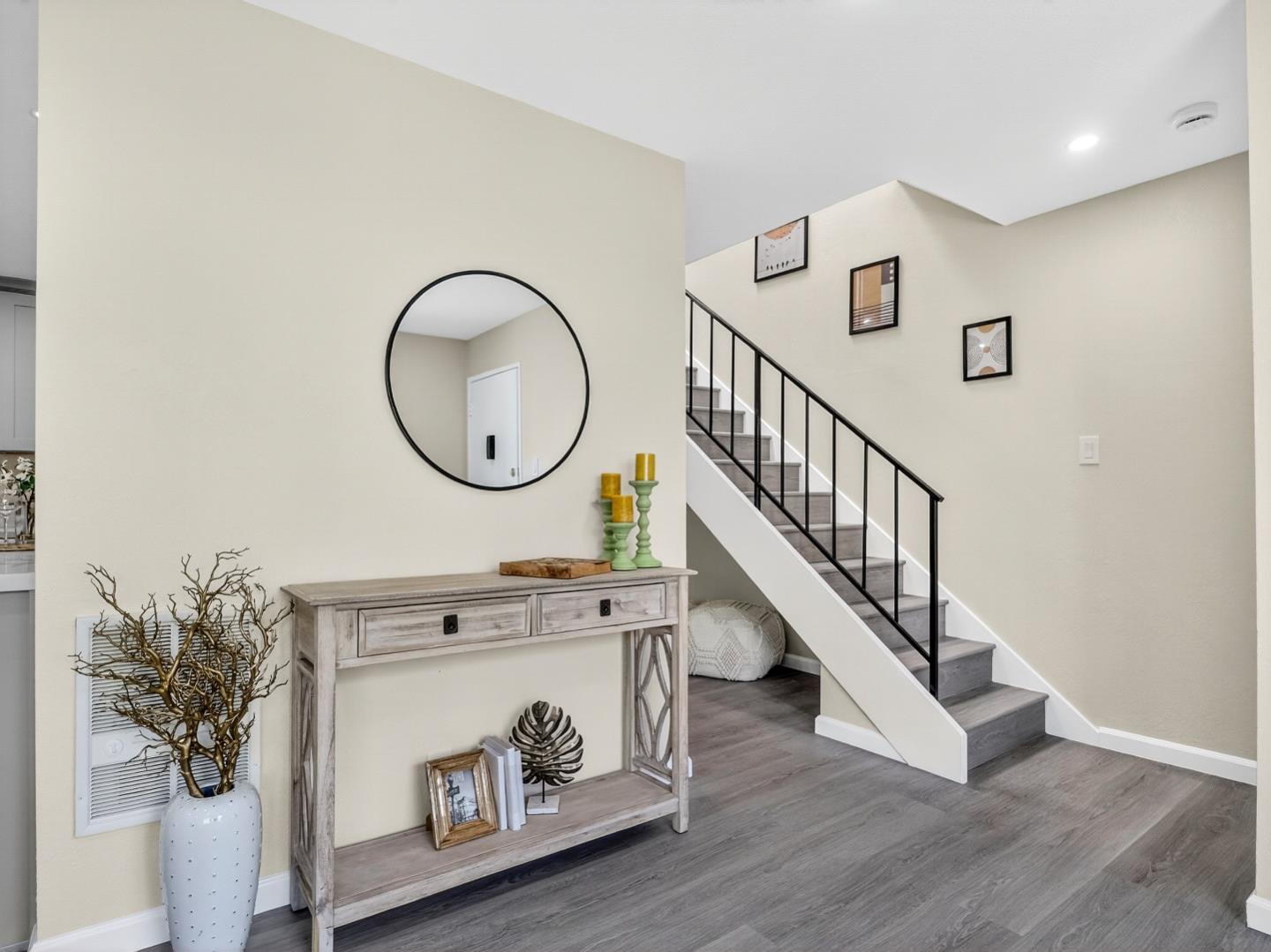 Detail Gallery Image 21 of 42 For 380 Auburn Way #6,  San Jose,  CA 95129 - 2 Beds | 1/1 Baths
