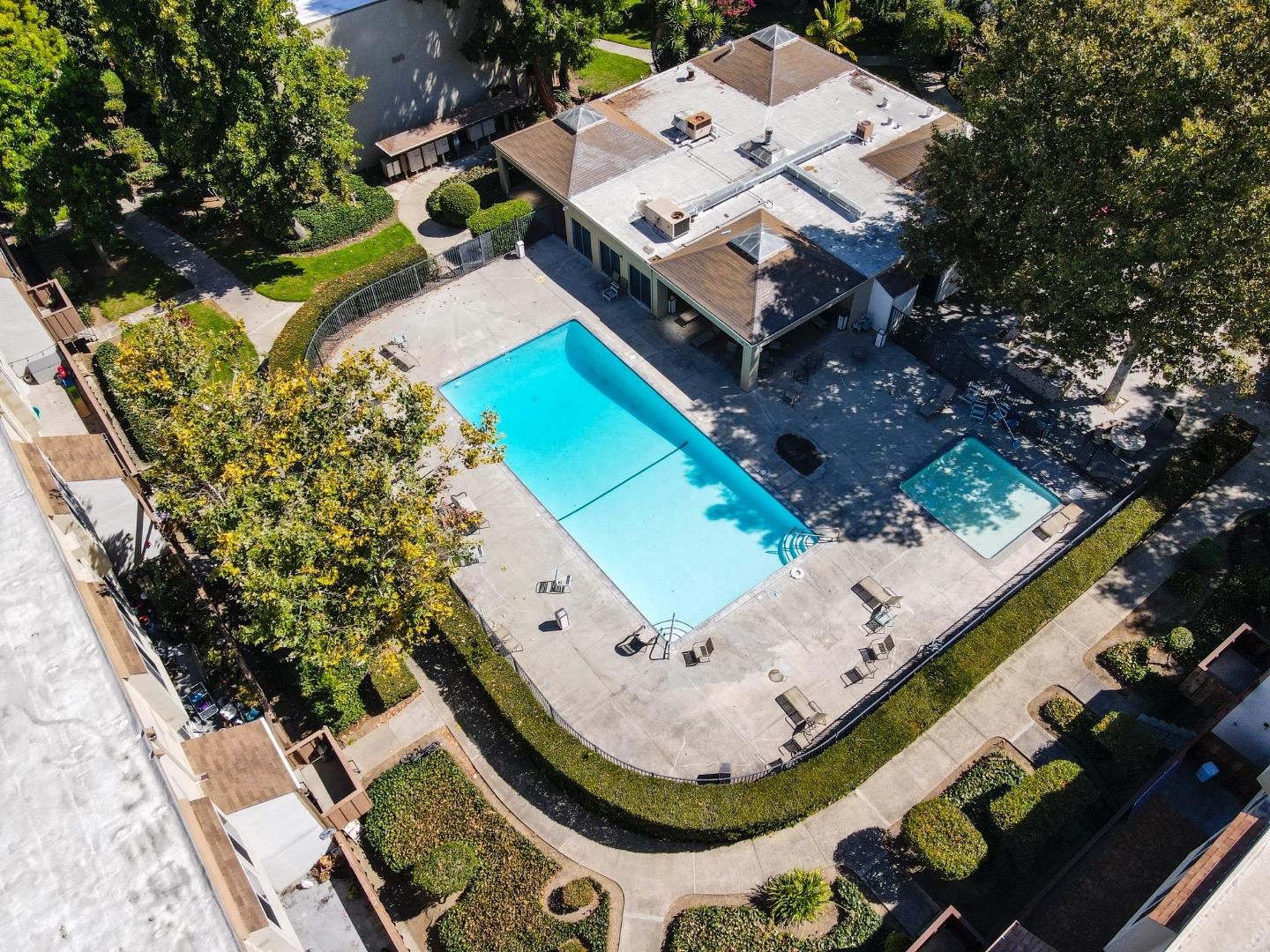 Detail Gallery Image 40 of 42 For 380 Auburn Way #6,  San Jose,  CA 95129 - 2 Beds | 1/1 Baths