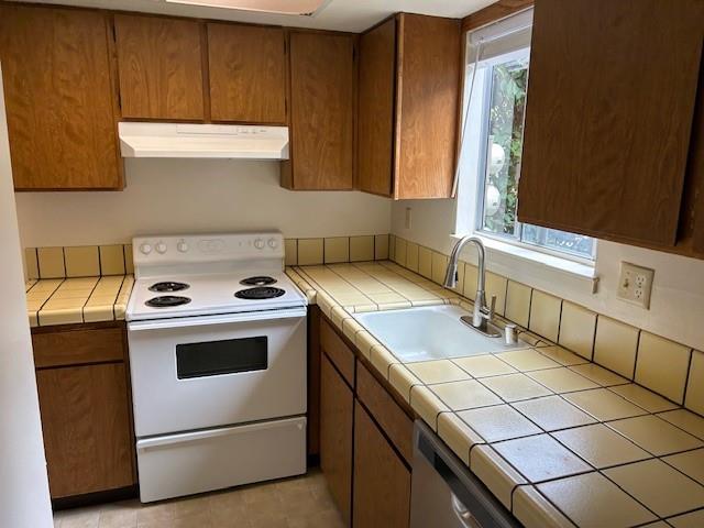 Detail Gallery Image 3 of 6 For 125 Sea Ridge Ct #B,  Aptos,  CA 95003 - 1 Beds | 1 Baths