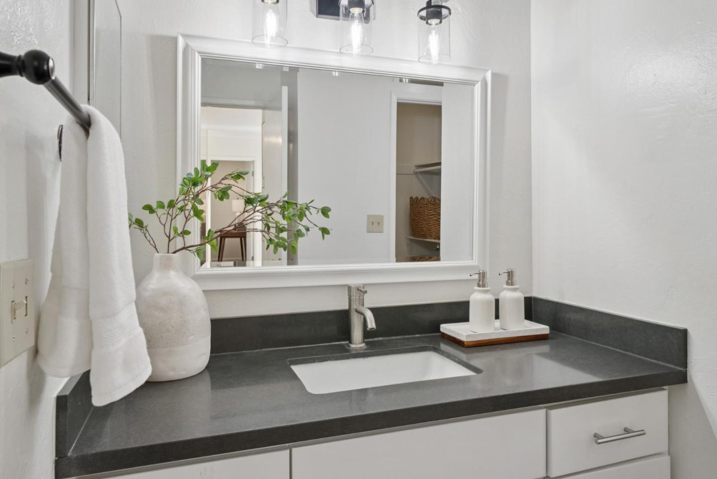 Detail Gallery Image 24 of 65 For 226 Truckee Ln, San Jose,  CA 95136 - 3 Beds | 2 Baths